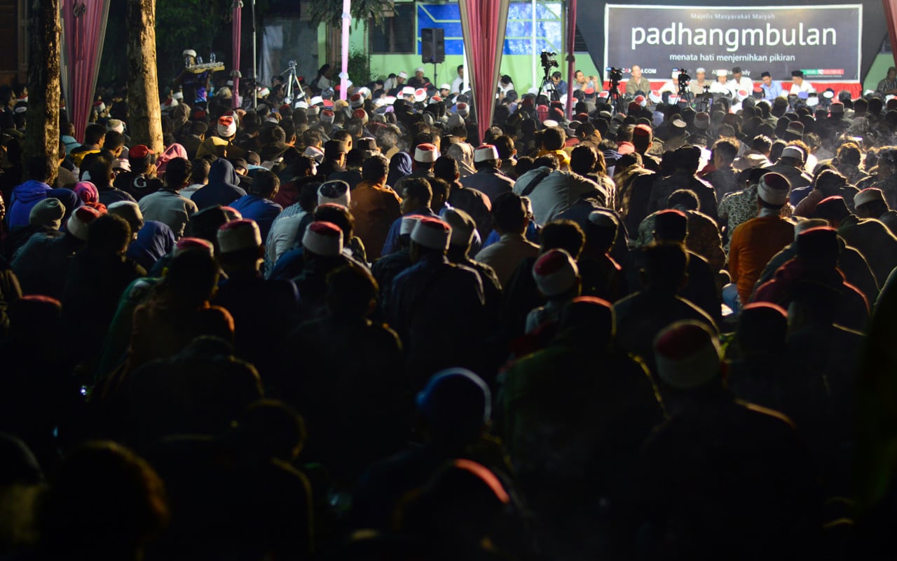 Manusia diamanahi Allah agar menjadi khalifah, menata dunia, melakukan penataan-penataan organisme yang menghasilkan organisasi.