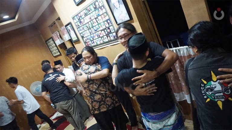 Ikatan Erat Letto dengan Generasi Muda Teater Flamboyant