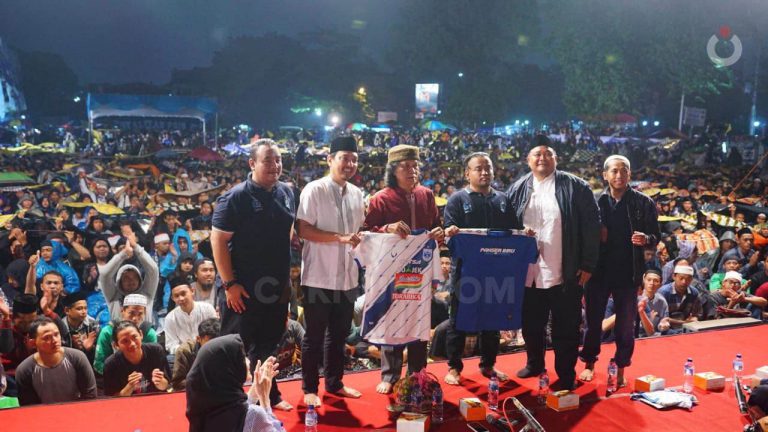 Panser Biru Sinau Bareng Berani Berubah dan Berbenah