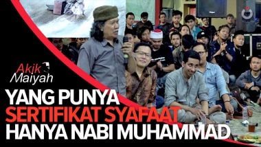 Cak Nun: Yang Punya Sertifikat Syafaat Hanya Nabi Muhammad